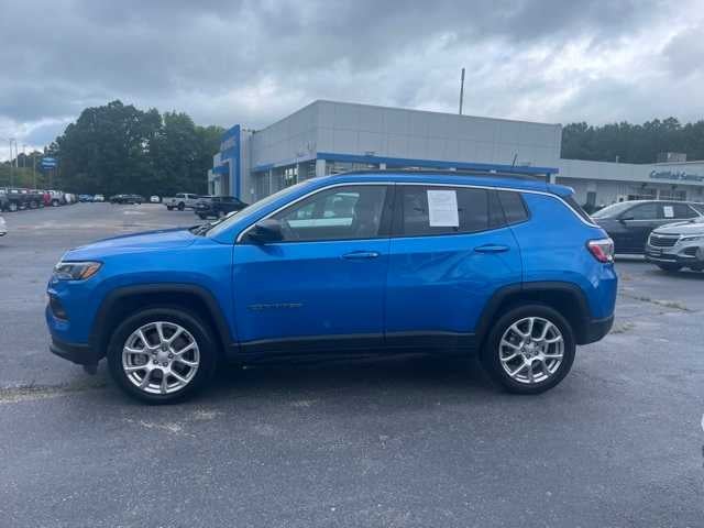 2023 Jeep Compass Latitude Lux