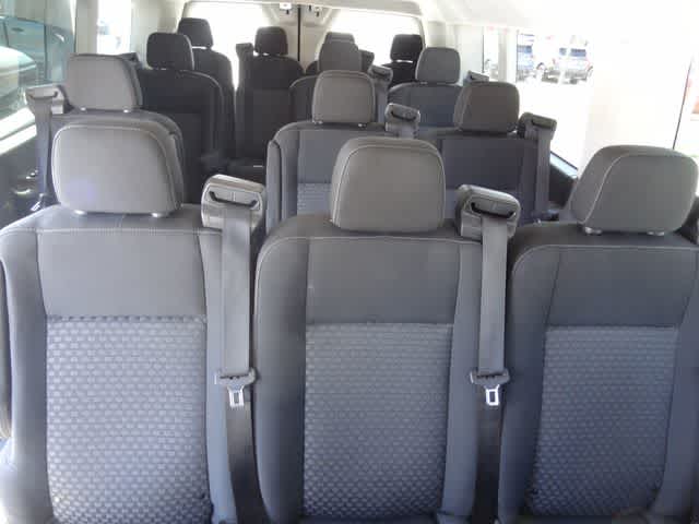 2023 Ford Transit Passenger Wagon XLT