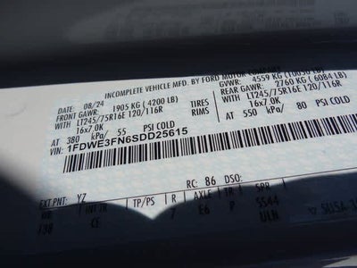 2025 Ford E-Series Cutaway E-350 SRW