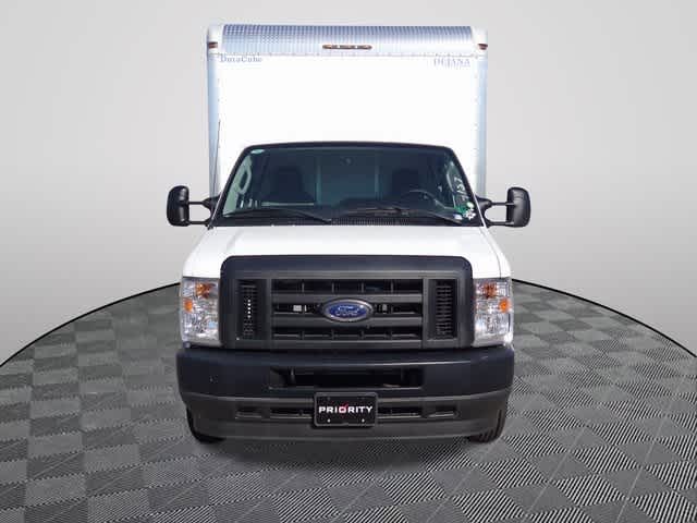 2024 Ford E-Series Cutaway E-450 DRW