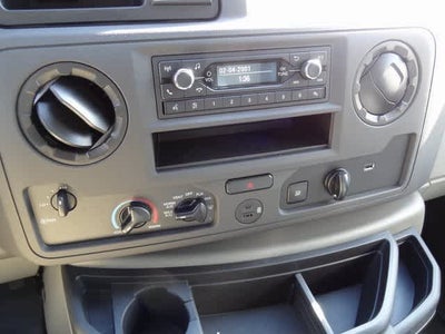 2024 Ford E-Series Cutaway E-450 DRW