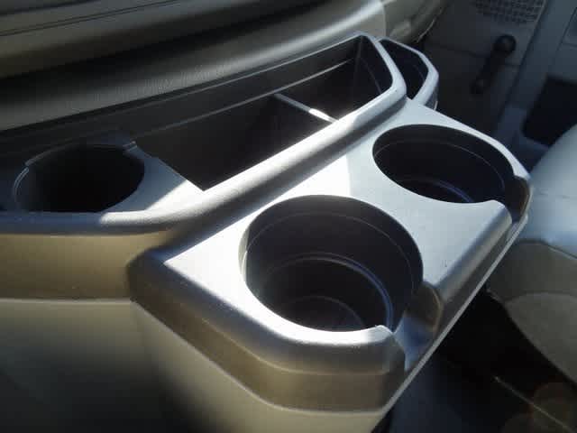 2024 Ford E-Series Cutaway E-450 DRW