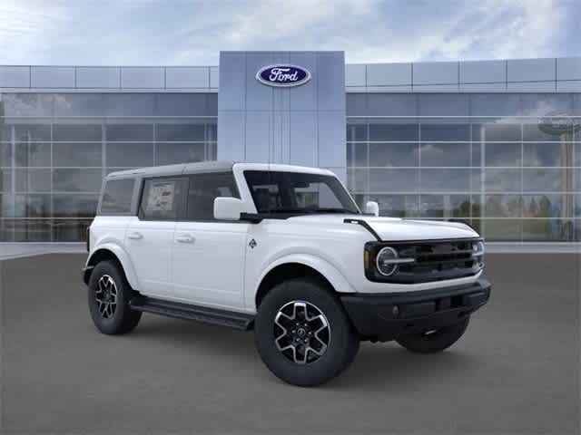 2025 Ford Bronco Outer Banks®