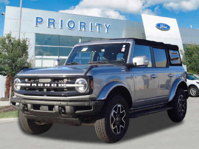 2023 Ford Bronco Base