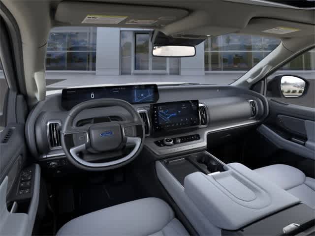 2025 Ford Expedition Platinum®
