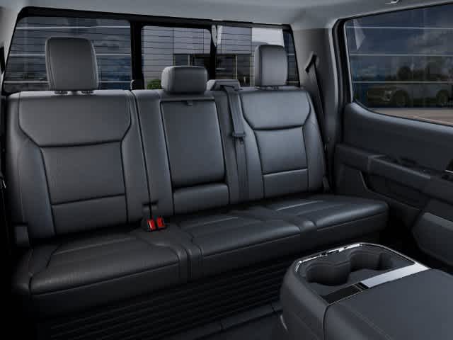 2027 Ford Super Duty F-250 SRW F-250® Lariat®