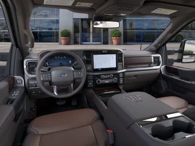 2026 Ford Super Duty F-350 SRW F-350® King Ranch®