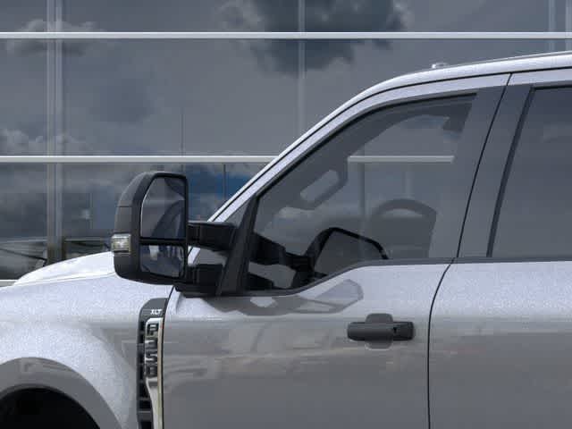 2026 Ford Super Duty F-350 SRW F-350® XLT