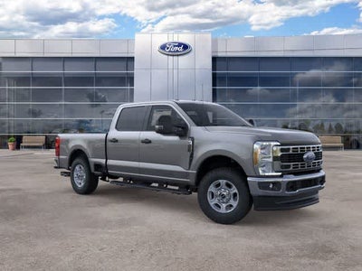 2026 Ford Super Duty F-350 SRW F-350® XLT