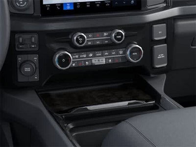 2025 Ford Super Duty F-350 DRW LARIAT