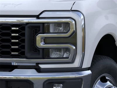 2025 Ford Super Duty F-350 DRW LARIAT