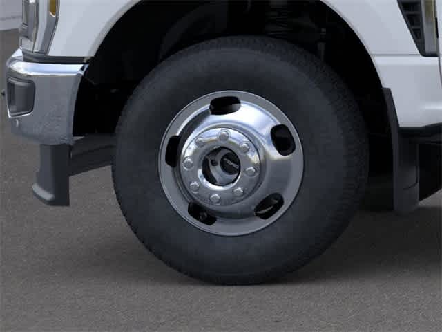 2025 Ford Super Duty F-350 DRW LARIAT