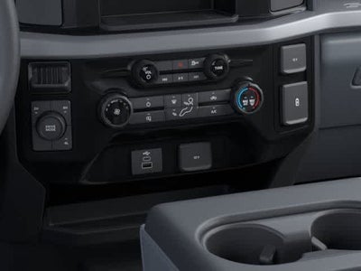 2026 Ford Super Duty F-350 DRW Pickup XL
