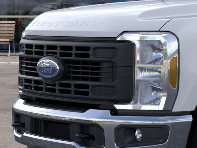 2026 Ford Super Duty F-350 DRW Pickup XL