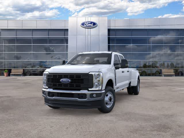 2026 Ford Super Duty F-350 DRW Pickup XL