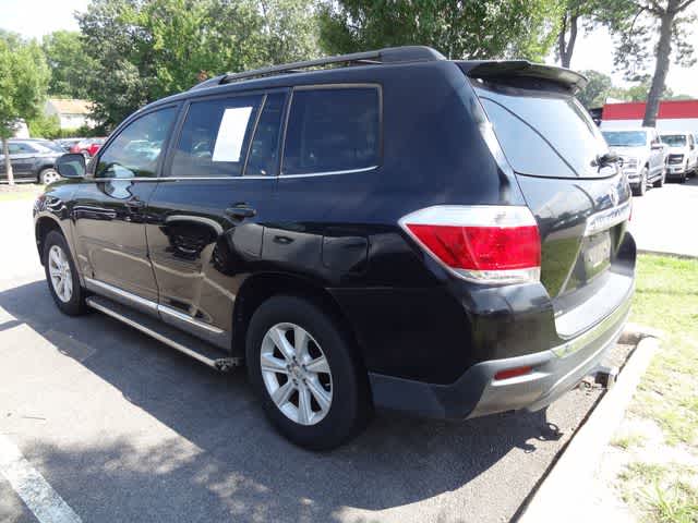 2013 Toyota Highlander SE