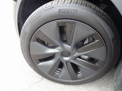 2025 Tesla Model Y Long Range