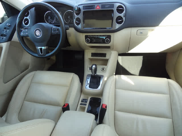 2011 Volkswagen Tiguan Base