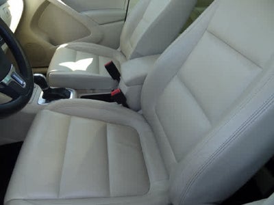 2011 Volkswagen Tiguan Base