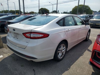 2014 Ford Fusion SE