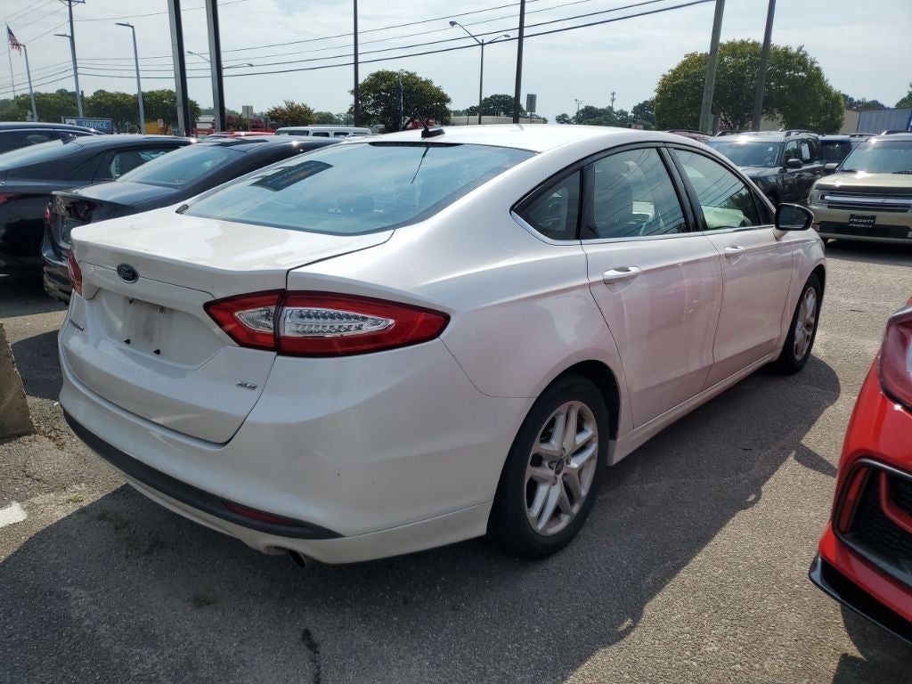 2014 Ford Fusion SE
