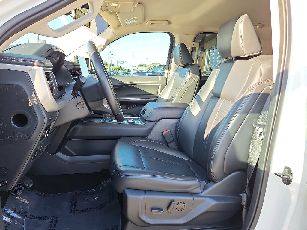 2023 Ford Expedition XLT