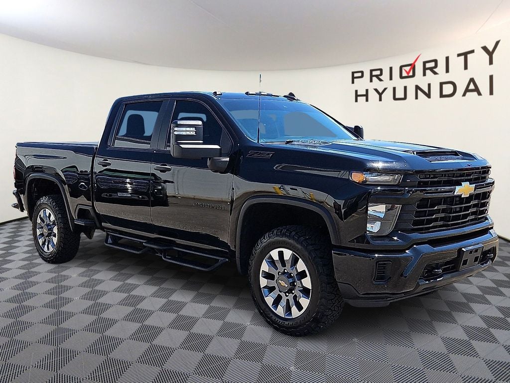 2024 Chevrolet Silverado 2500HD Custom