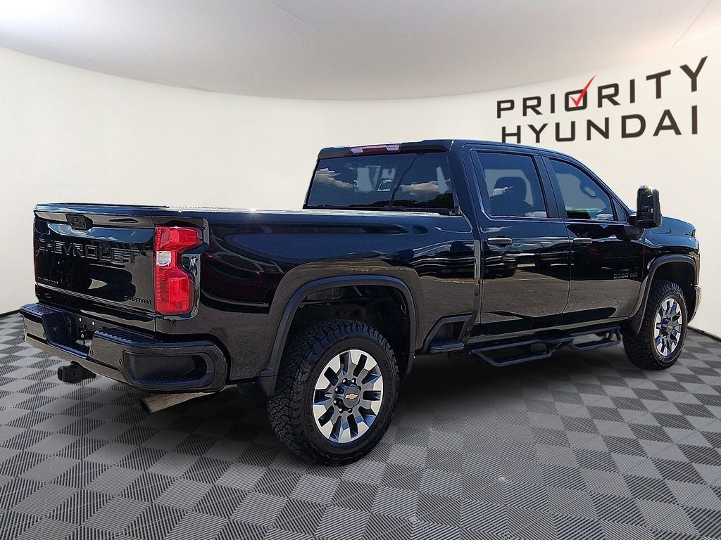 2024 Chevrolet Silverado 2500HD Custom