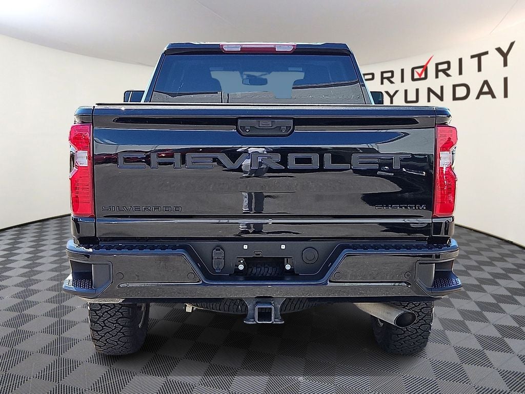 2024 Chevrolet Silverado 2500HD Custom