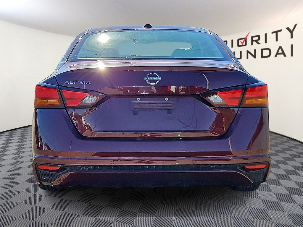 2025 Nissan Altima SV
