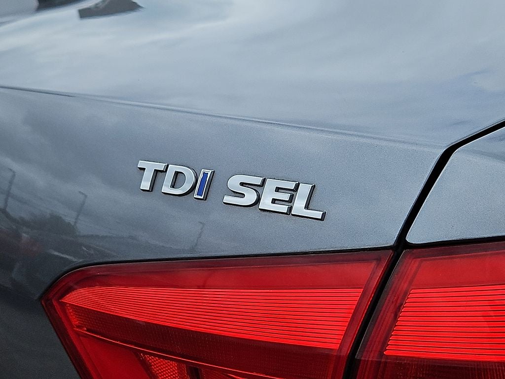 2015 Volkswagen Passat 2.0L TDI SEL Premium