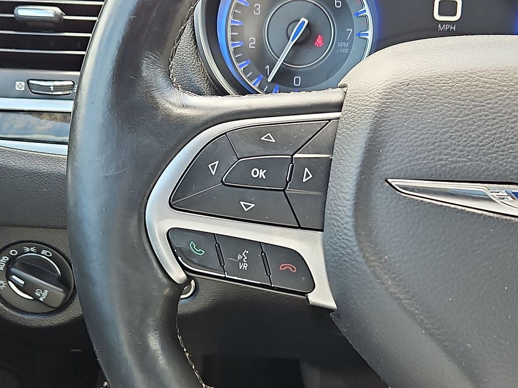 2016 Chrysler 300 300C