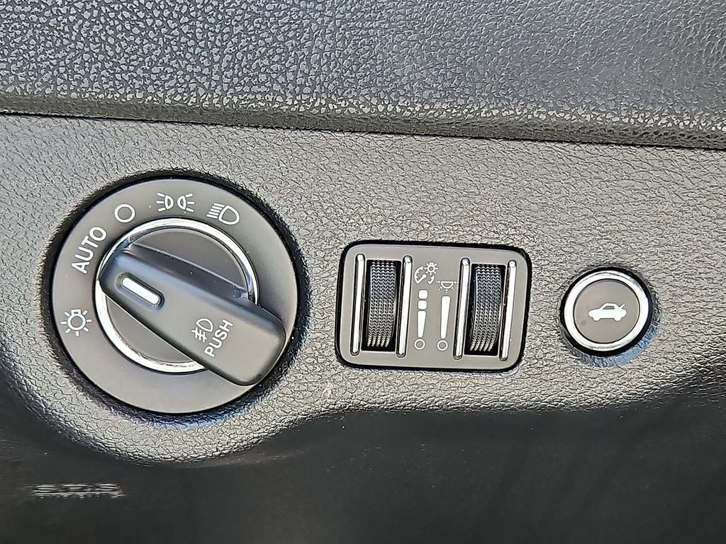 2016 Chrysler 300 300C