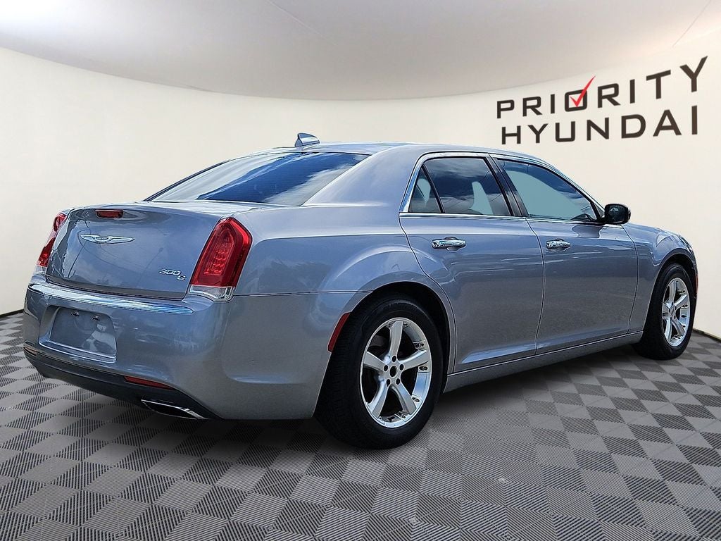 2016 Chrysler 300 300C
