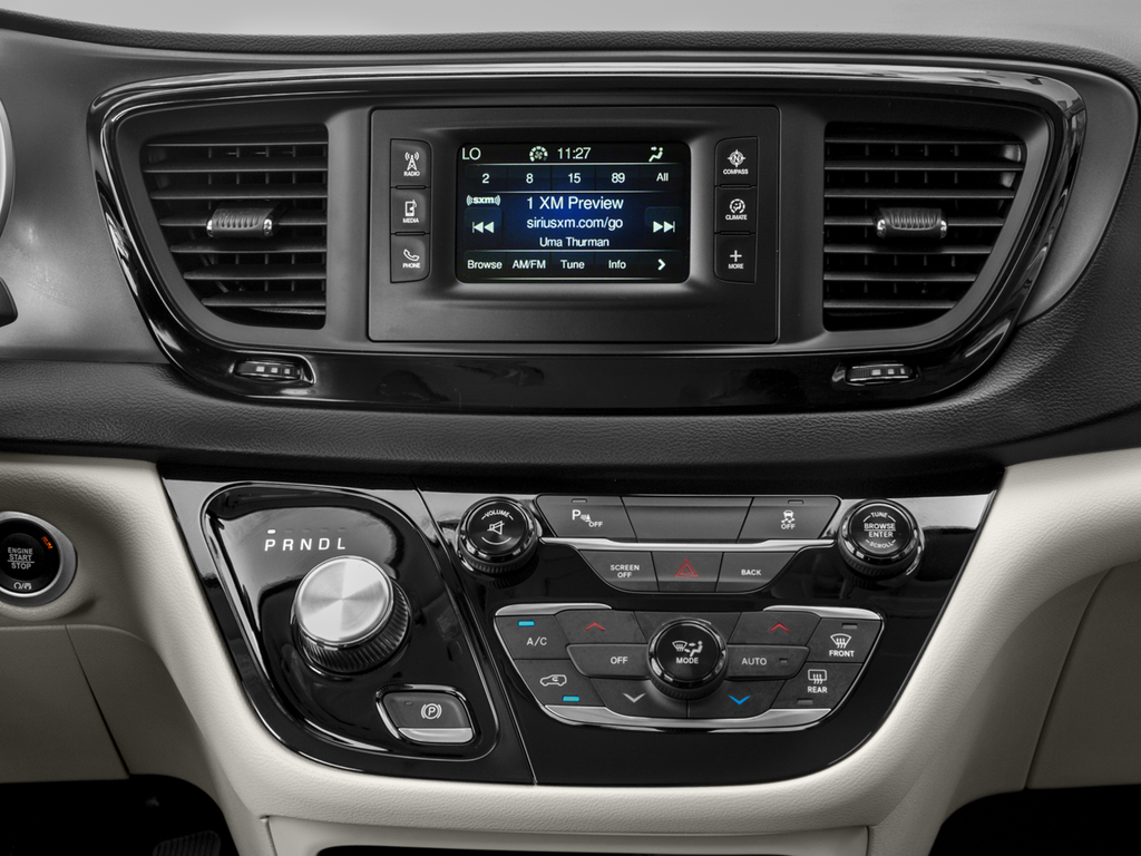 2017 Chrysler Pacifica Touring-L