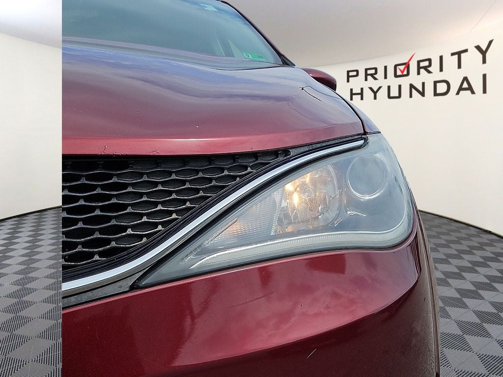2017 Chrysler Pacifica Touring-L