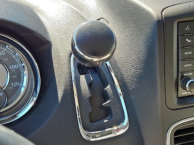 2015 Chrysler Town & Country Touring-L