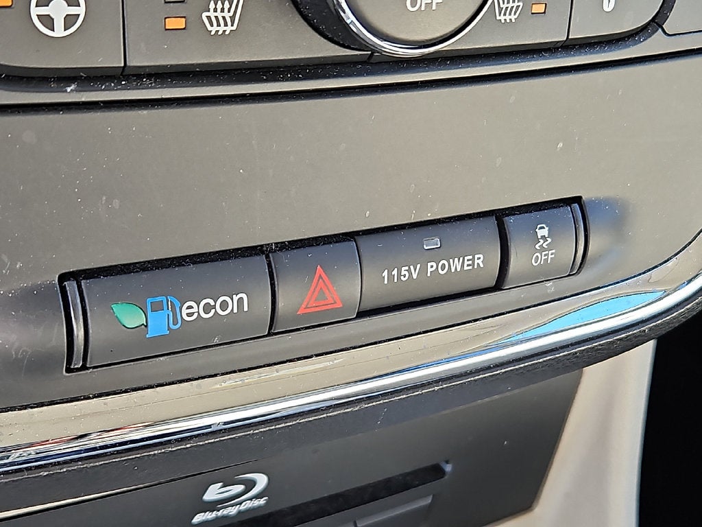 2015 Chrysler Town & Country Touring-L