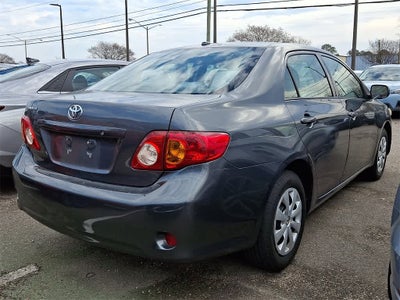 2010 Toyota Corolla 4dr Sdn Auto (Natl)