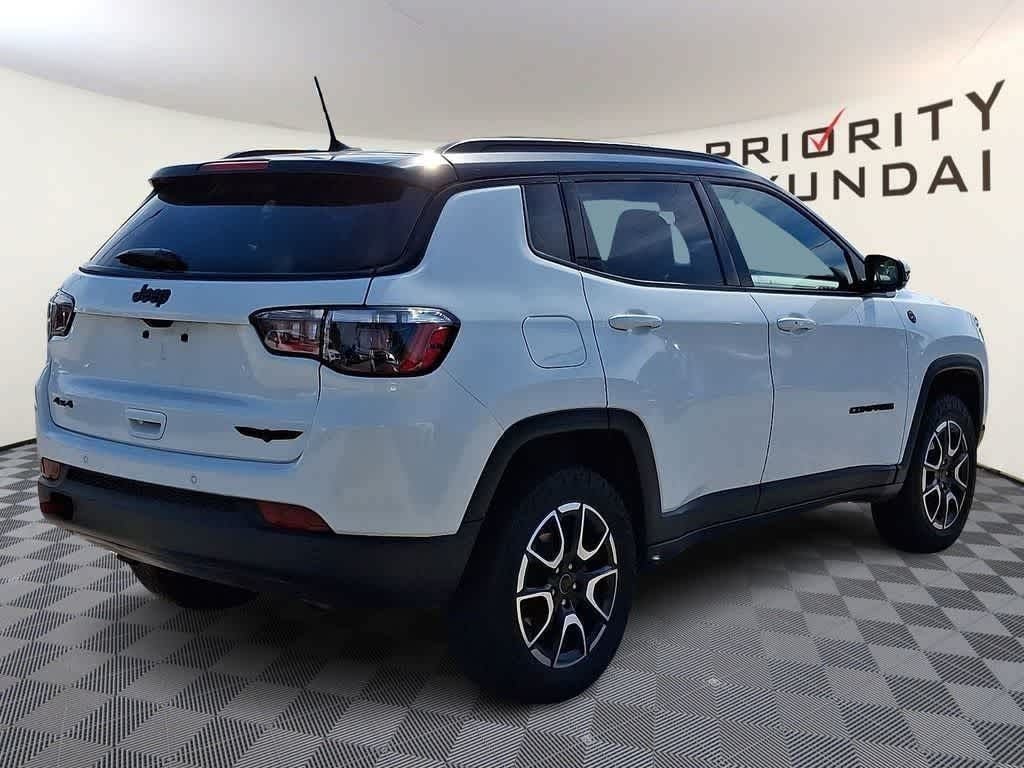 2025 Jeep Compass Trailhawk