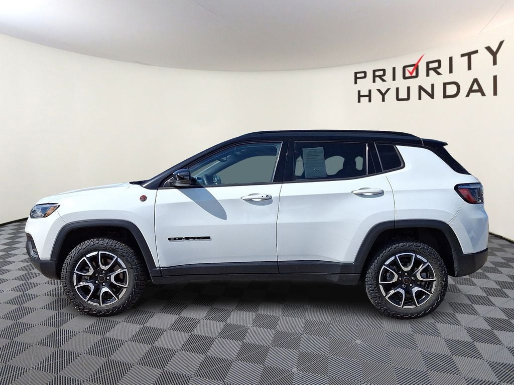 2025 Jeep Compass Trailhawk