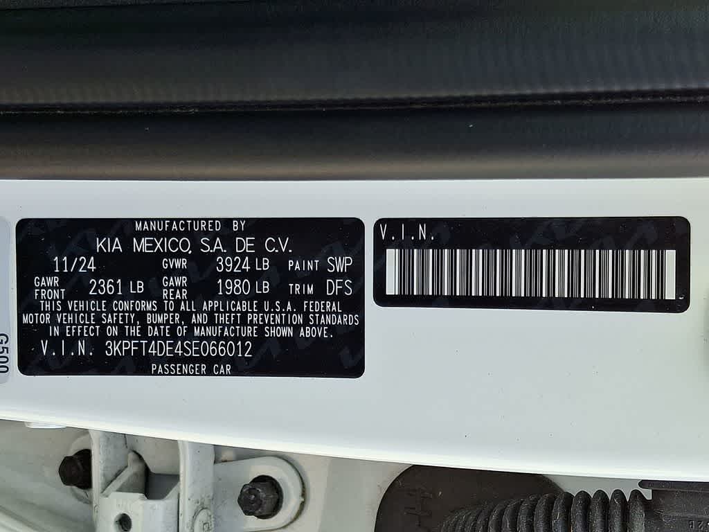 2025 Kia K4 LXS