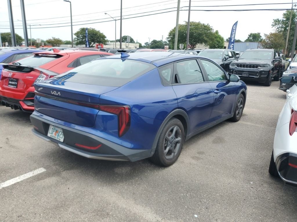 2025 Kia K4 LXS