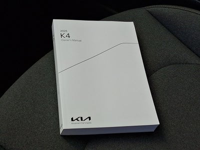 2025 Kia K4 LXS