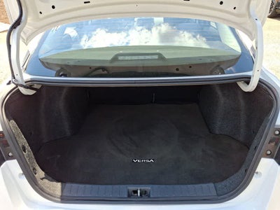 2020 Nissan Versa SV