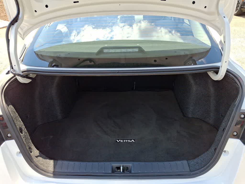2020 Nissan Versa SV