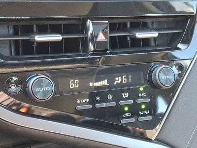 2023 Toyota Camry Hybrid XLE