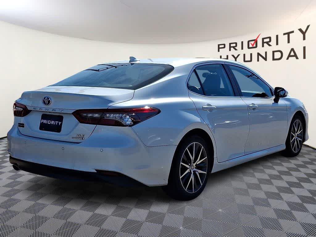 2023 Toyota Camry Hybrid XLE