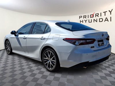 2023 Toyota Camry Hybrid XLE
