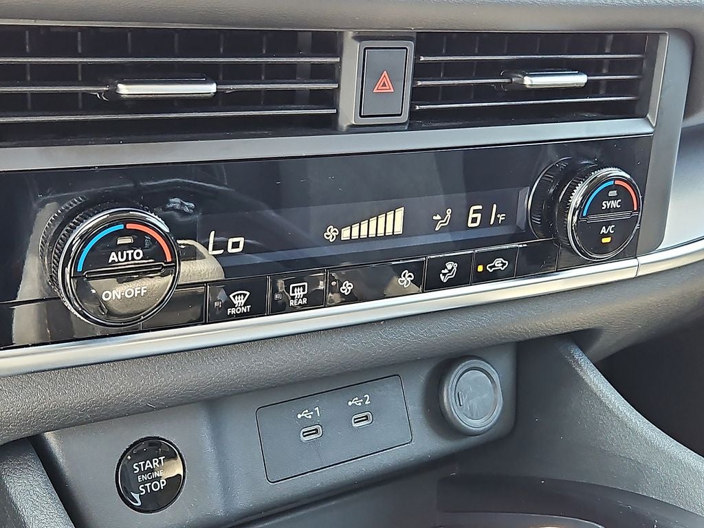 2025 Nissan Rogue SV